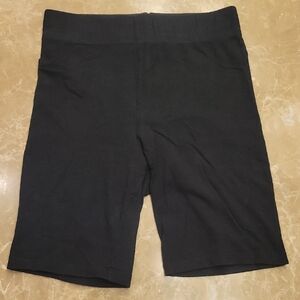 Forever 21 Classic Black Shorts